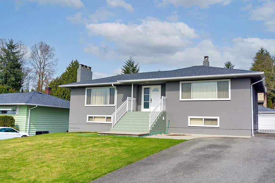 Don’t Miss These 5 Subtle Signs of Serious Roof Damage